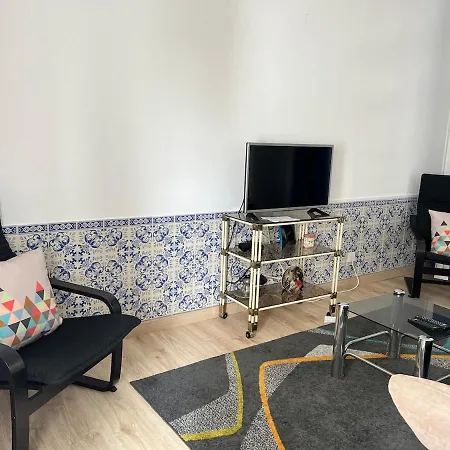 2 Bedroom In Caparica By The * Costa da Caparica