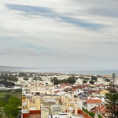 アパート 2 Bedroom In Caparica By The コスタ・ダ・カパリカ